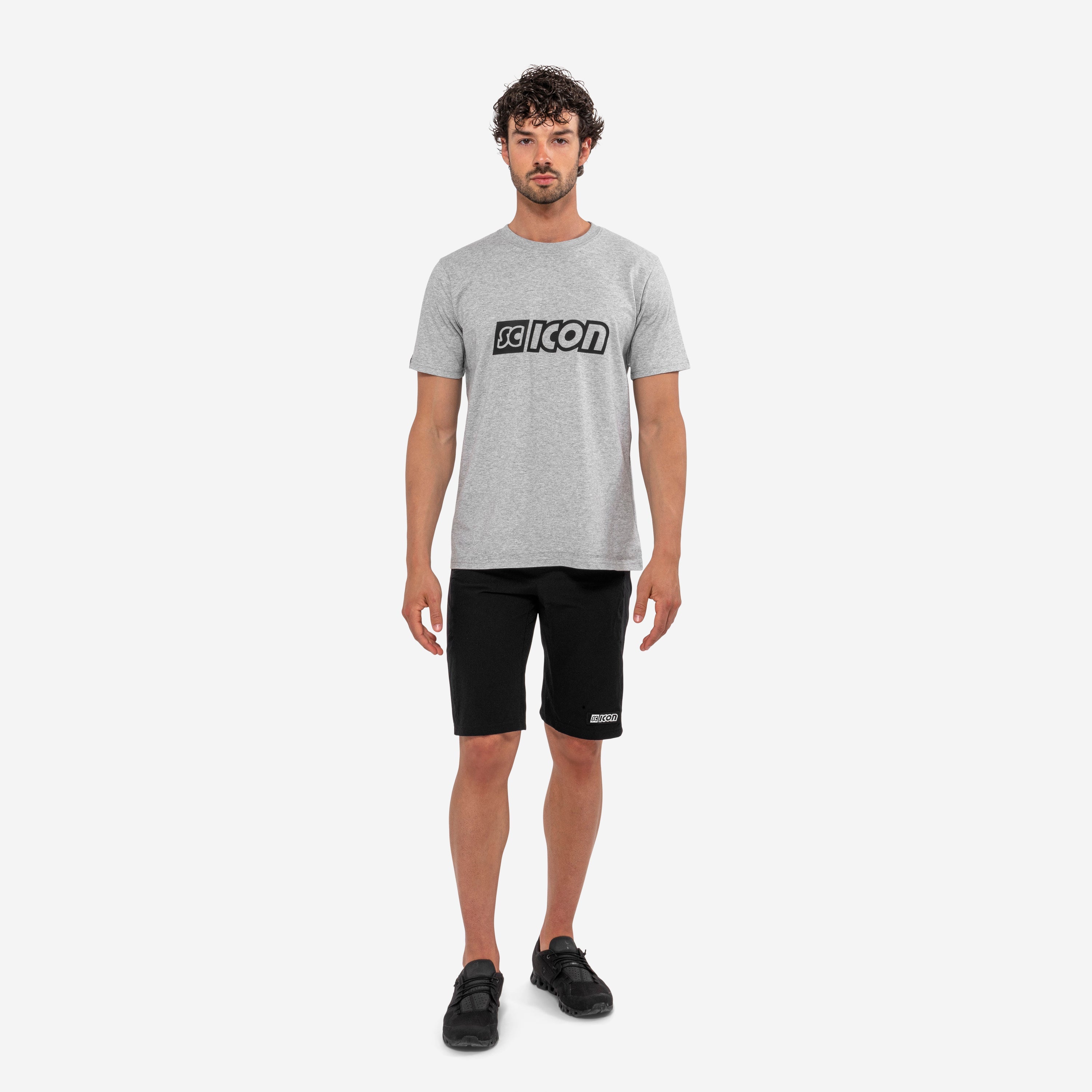 BAGGY SHORTS