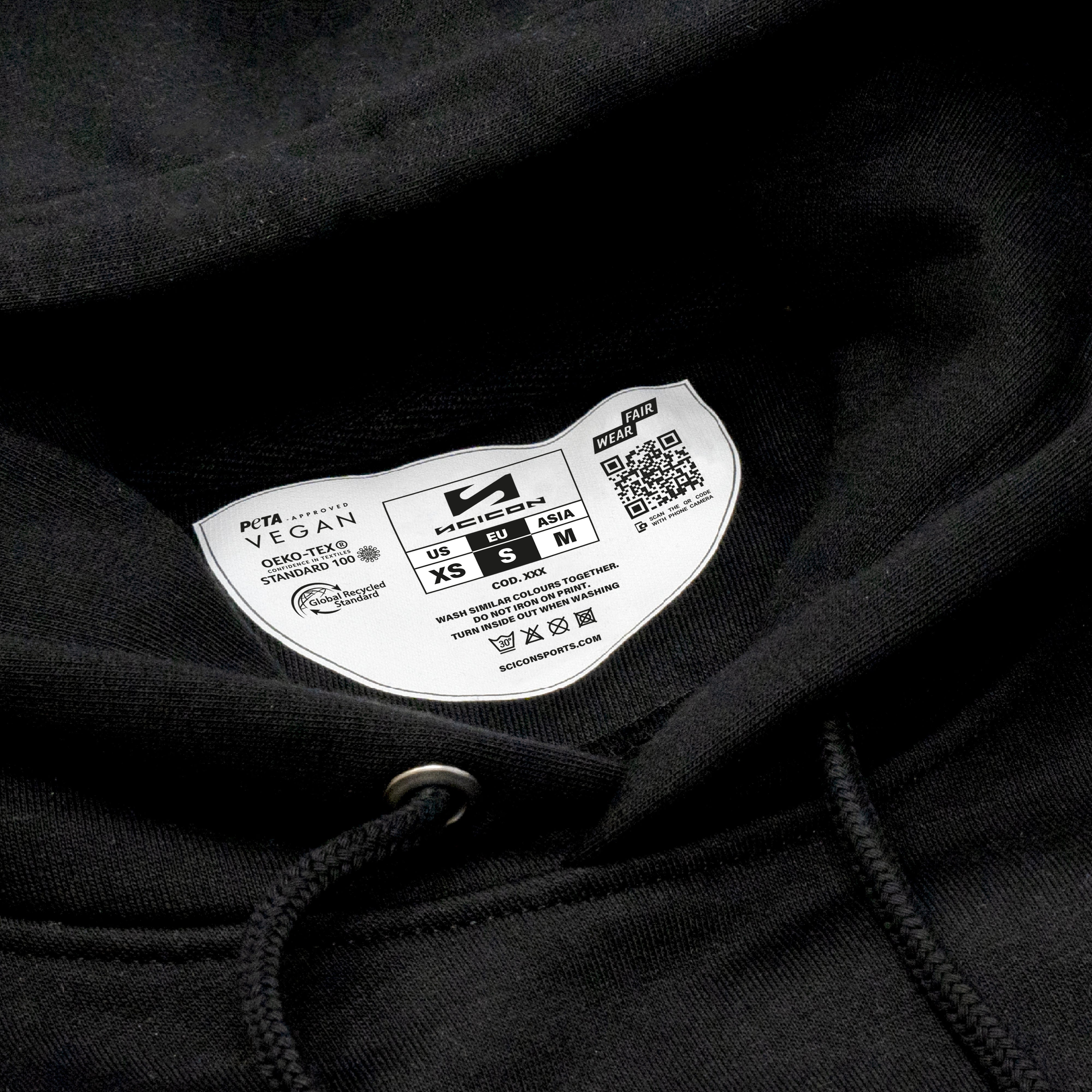 SUDADERA CON CAPUCHA SKULL