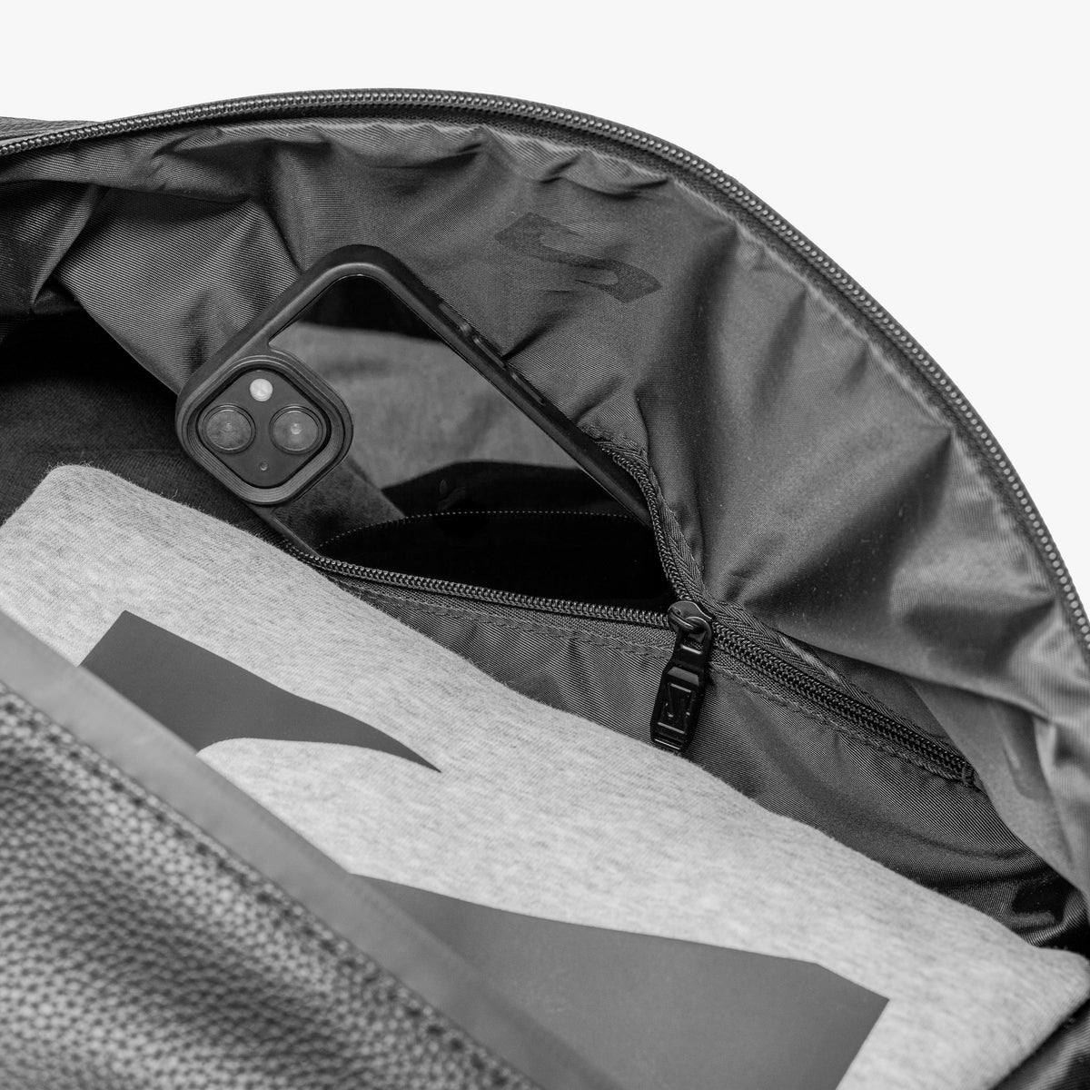 Weekender Bag 18L Synerskin pocket